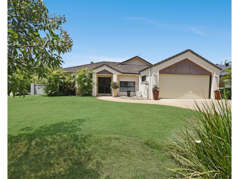 38 Prestwick Drive, Twin Waters QLD 4564