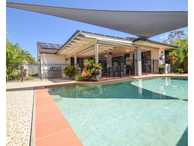 38 Prestwick Drive, Twin Waters QLD 4564