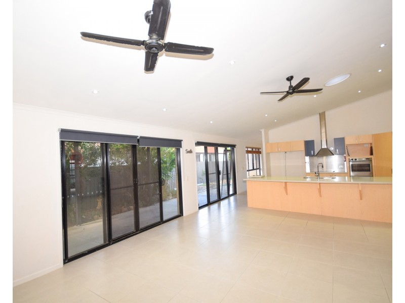 11 Stillwater Drive, Twin Waters QLD 4564