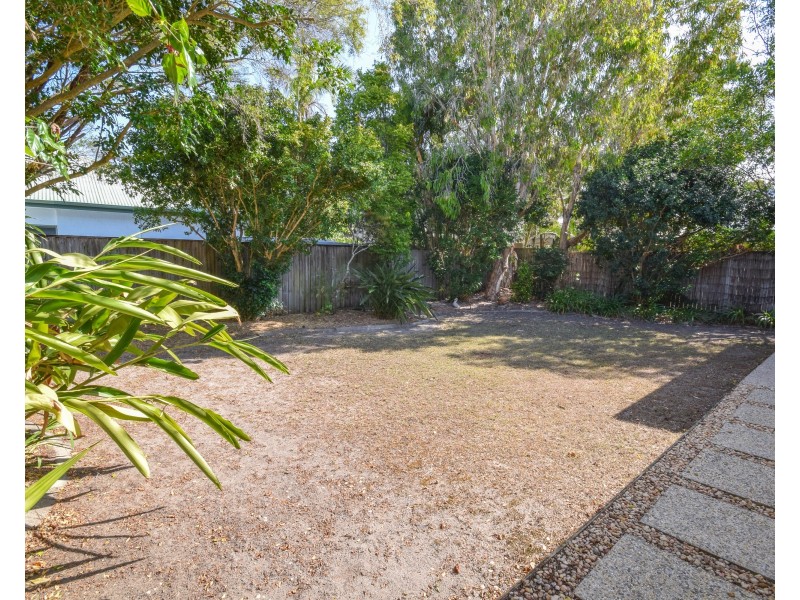 4 Glenwood Place, Twin Waters QLD 4564
