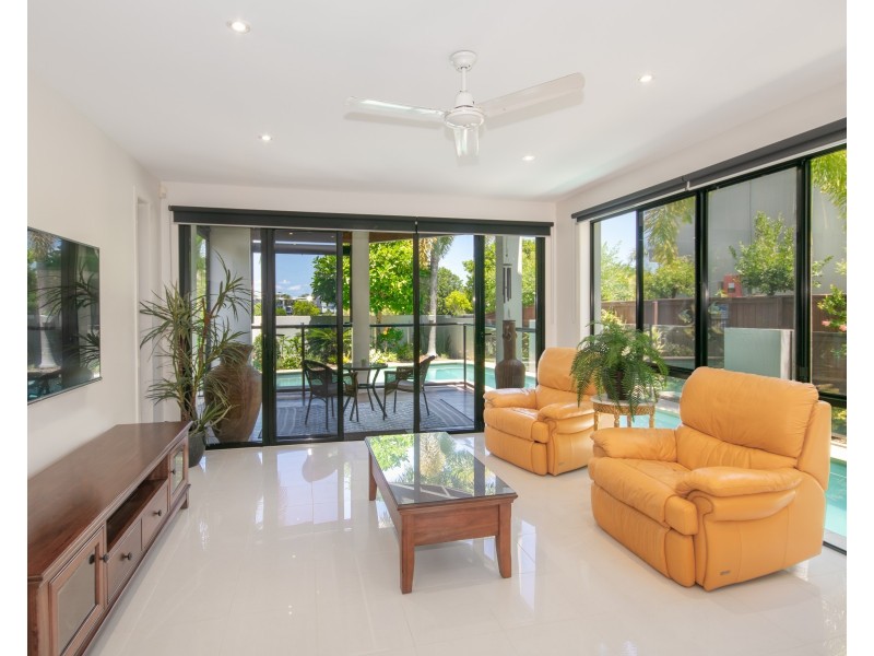 69 Baywater Drive, Twin Waters QLD 4564