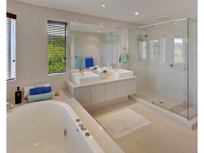 69 Baywater Drive, Twin Waters QLD 4564