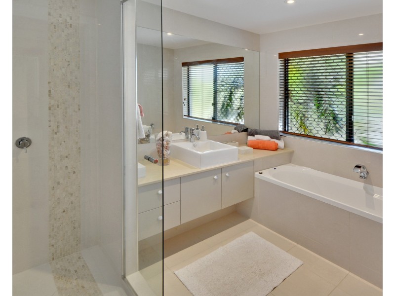 69 Baywater Drive, Twin Waters QLD 4564