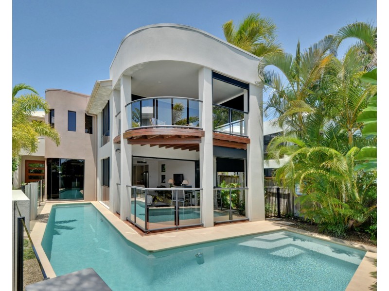 69 Baywater Drive, Twin Waters QLD 4564