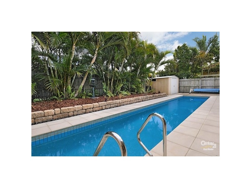 6 Watergum Pl, Twin Waters QLD 4564