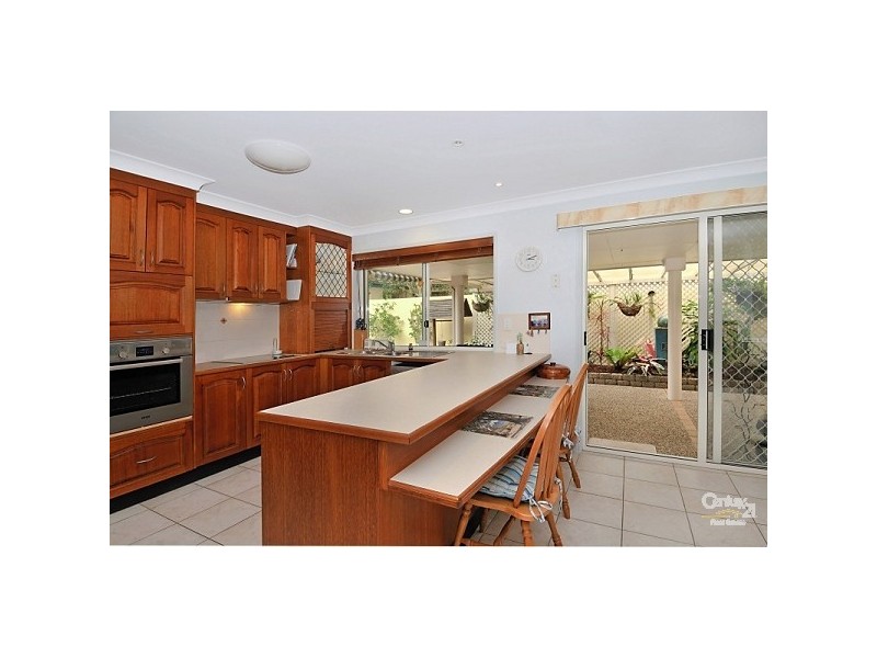 6 Watergum Pl, Twin Waters QLD 4564