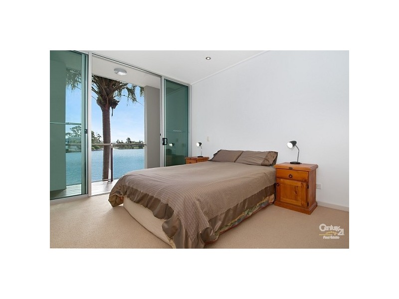 28/20 Anchorage Cct, Twin Waters QLD 4564