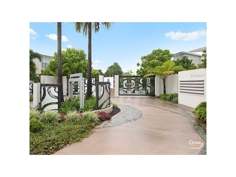 8/20 Anchorage Cct, Twin Waters QLD 4564