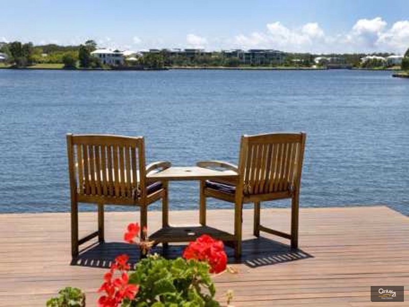 12 Staysail Place, Twin Waters QLD 4564