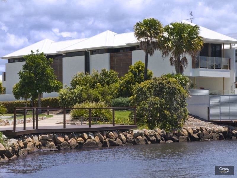 12 Staysail Place, Twin Waters QLD 4564