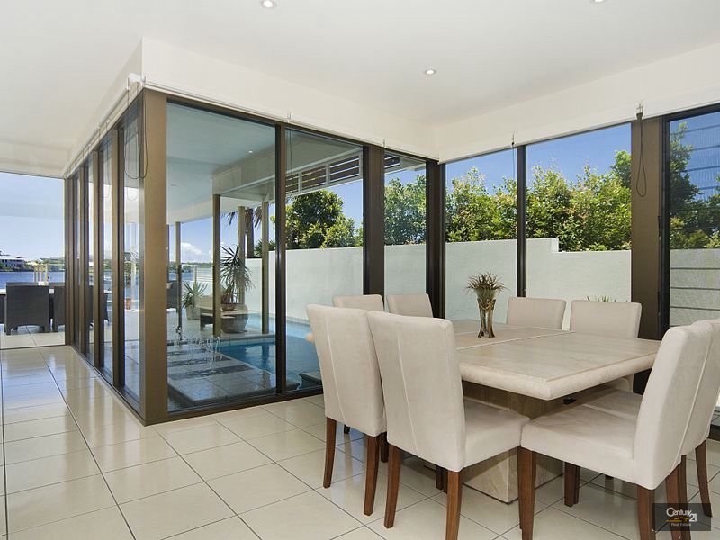 12 Staysail Place, Twin Waters QLD 4564