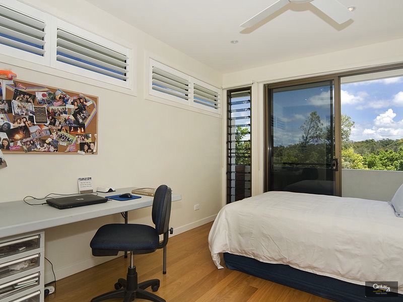 12 Staysail Place, Twin Waters QLD 4564