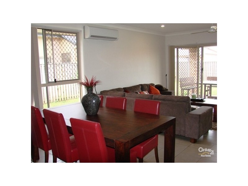 18 Whitsunday Drive, Pacific Paradise QLD 4564