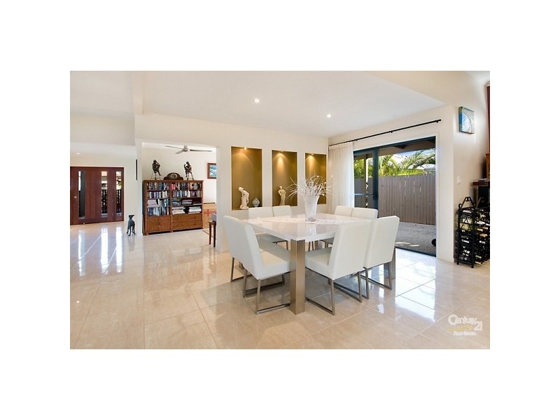 43 Baywater Drive, Twin Waters QLD 4564