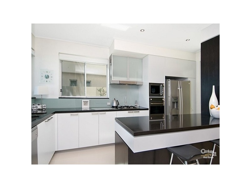 27/20 Anchorage Circuit, Twin Waters QLD 4564