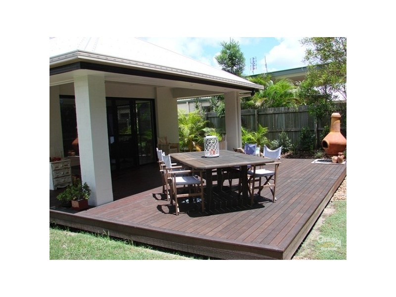48 Wattlebird Dr, Twin Waters QLD 4564