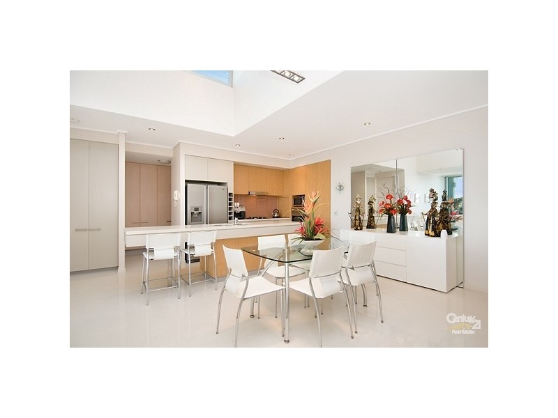 21/20 Anchorage Cct, Twin Waters QLD 4564