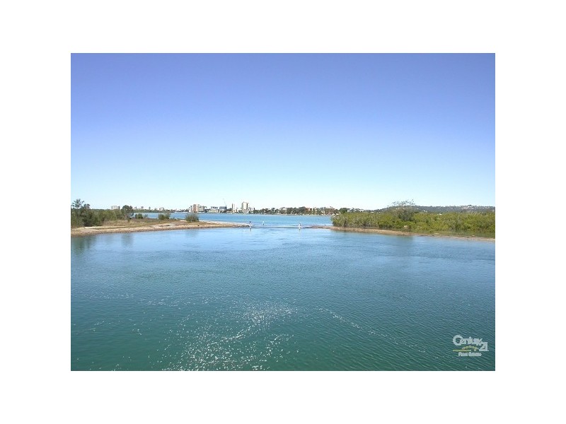 15 Anchorage Cct, Twin Waters QLD 4564