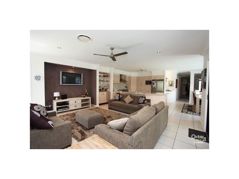 6 Waterfront Court, Twin Waters QLD 4564