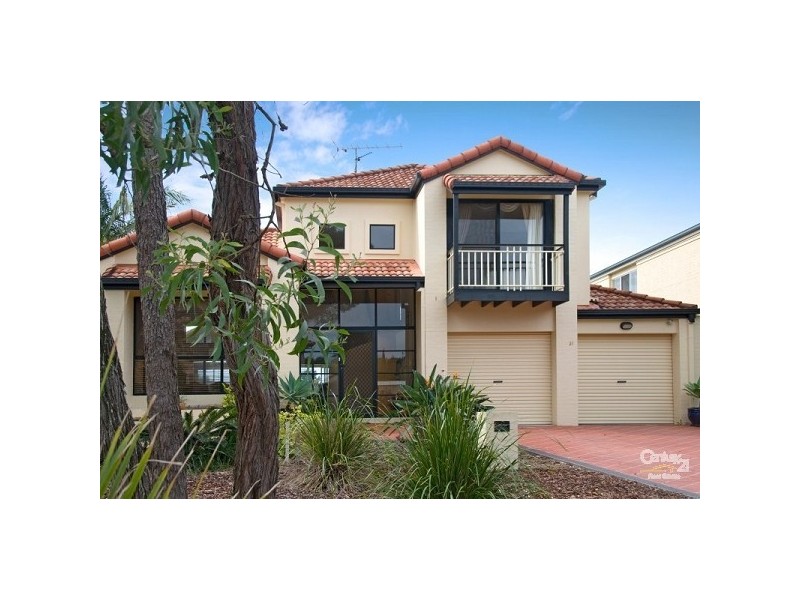 21 Tamarind Place, Twin Waters QLD 4564