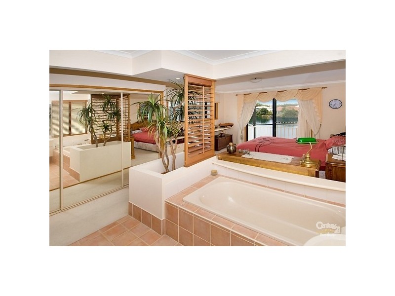 21 Tamarind Place, Twin Waters QLD 4564