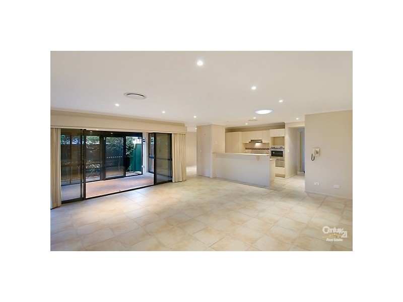 3 Glenwood Place, Twin Waters QLD 4564