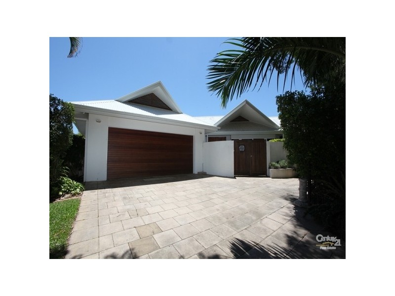13 Glenwood Place, Twin Waters QLD 4564
