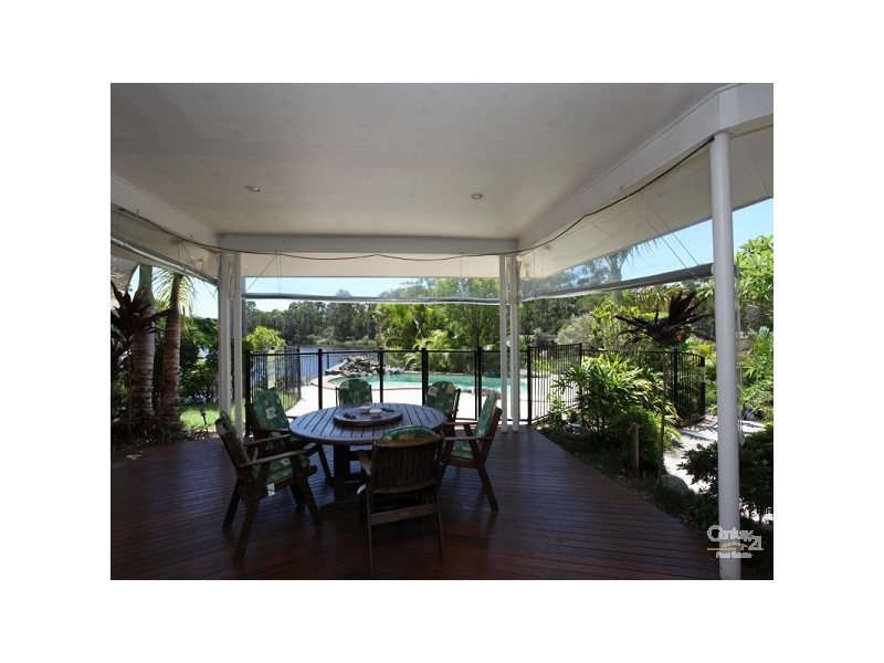 13 Glenwood Place, Twin Waters QLD 4564