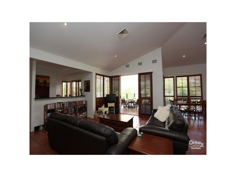 13 Glenwood Place, Twin Waters QLD 4564