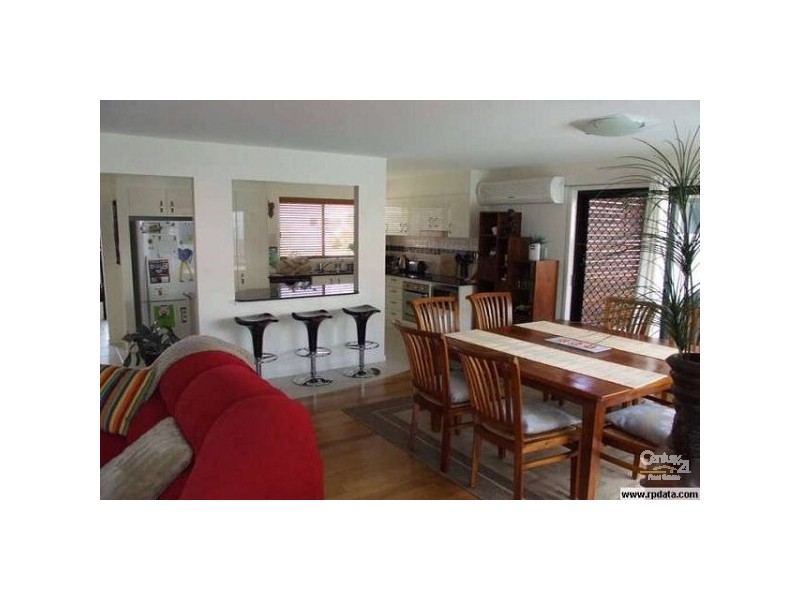 U1 2 Suzanne Close, Mudjimba QLD 4564