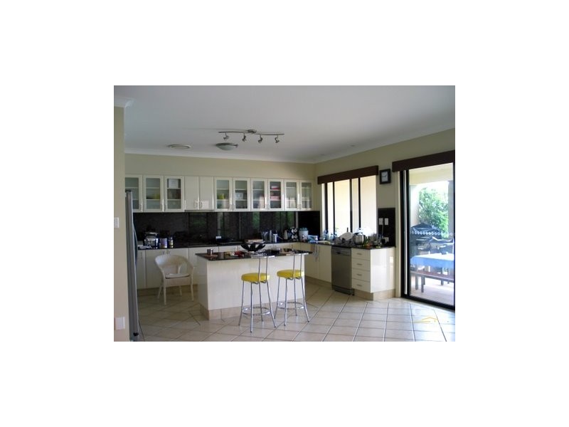 Hope Island QLD 4212
