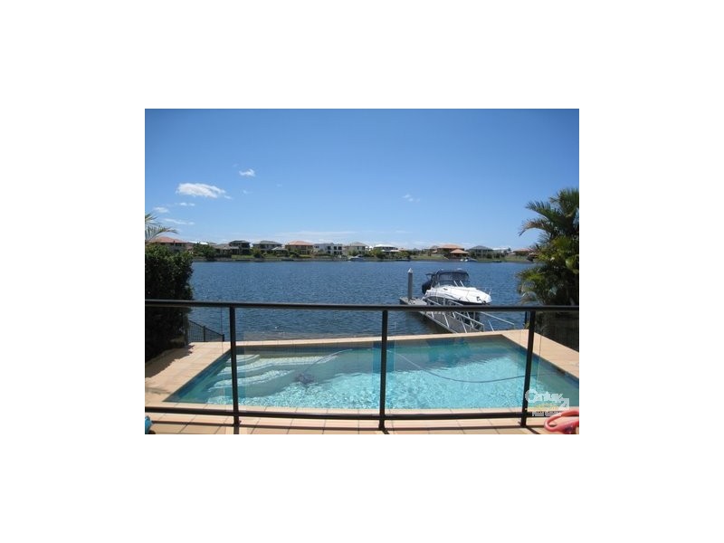 Hope Island QLD 4212