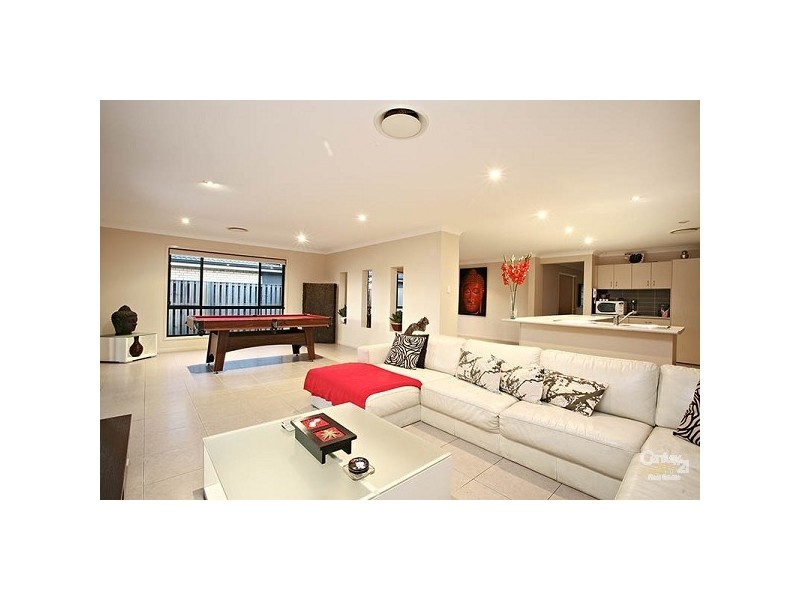 Pacific Pines QLD 4211