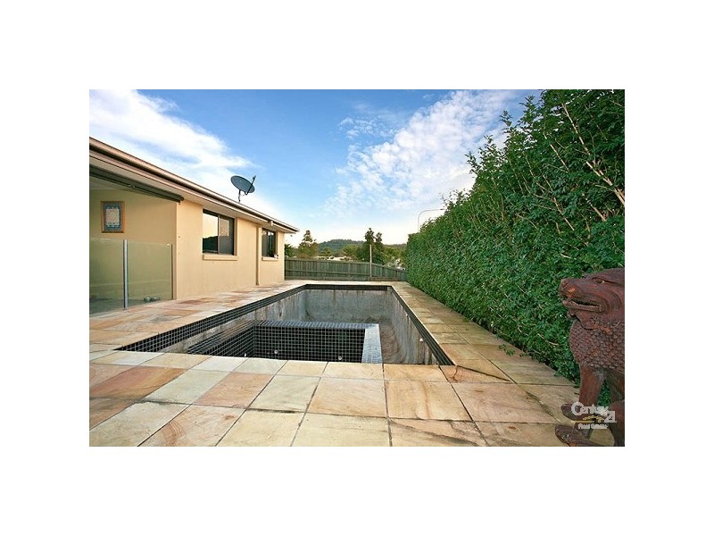 Pacific Pines QLD 4211