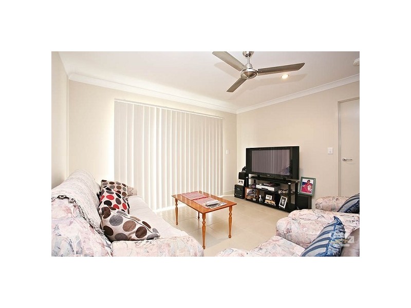 Pacific Pines QLD 4211