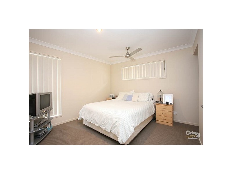 Pacific Pines QLD 4211