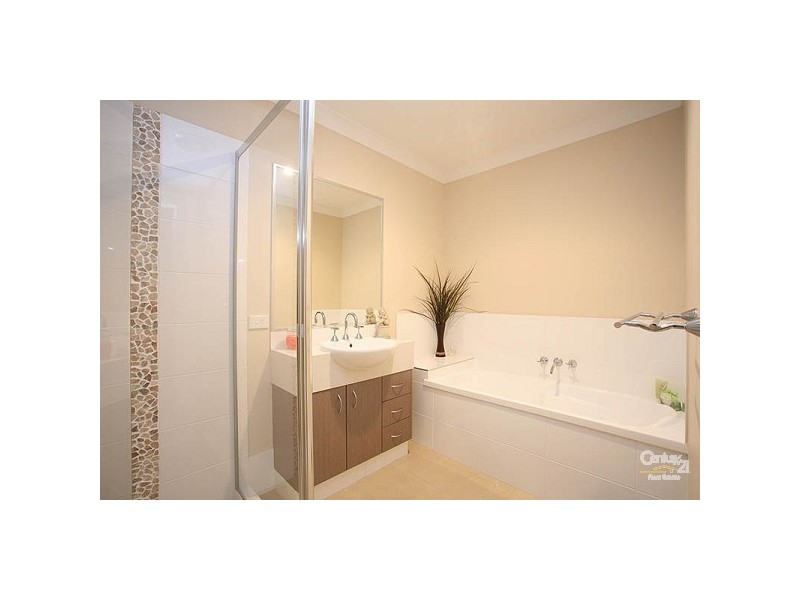 Pacific Pines QLD 4211