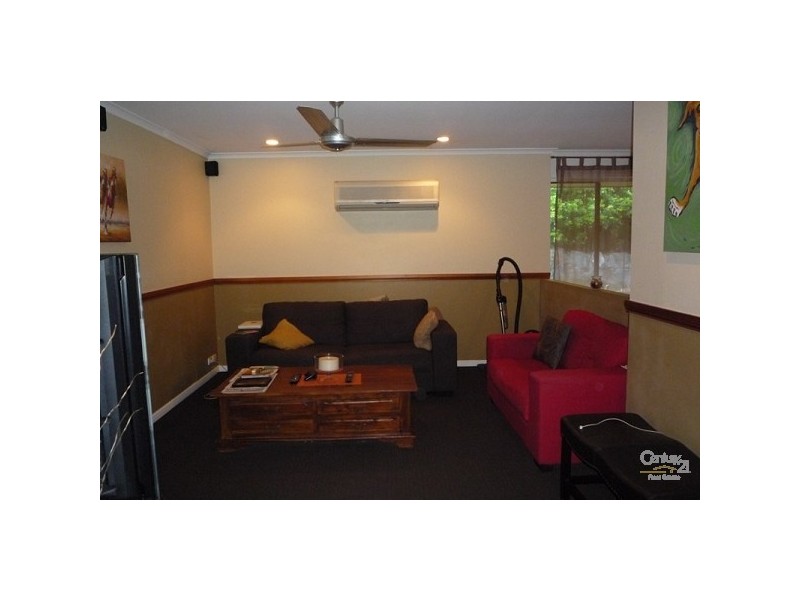 27 Jesmond Road, Helensvale QLD 4212