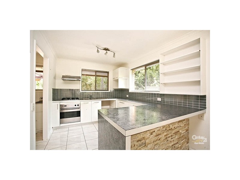 15 Dromana Crest, Helensvale QLD 4212