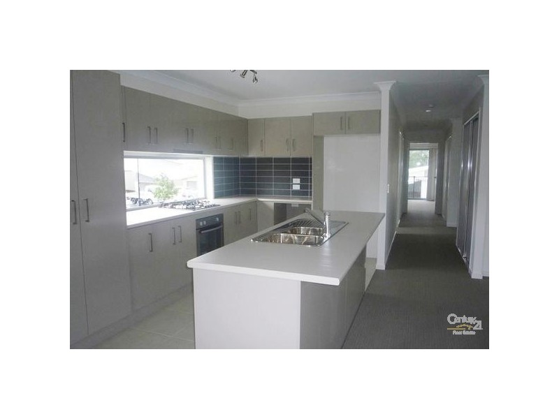 27 Stratus lane, Coomera QLD 4209