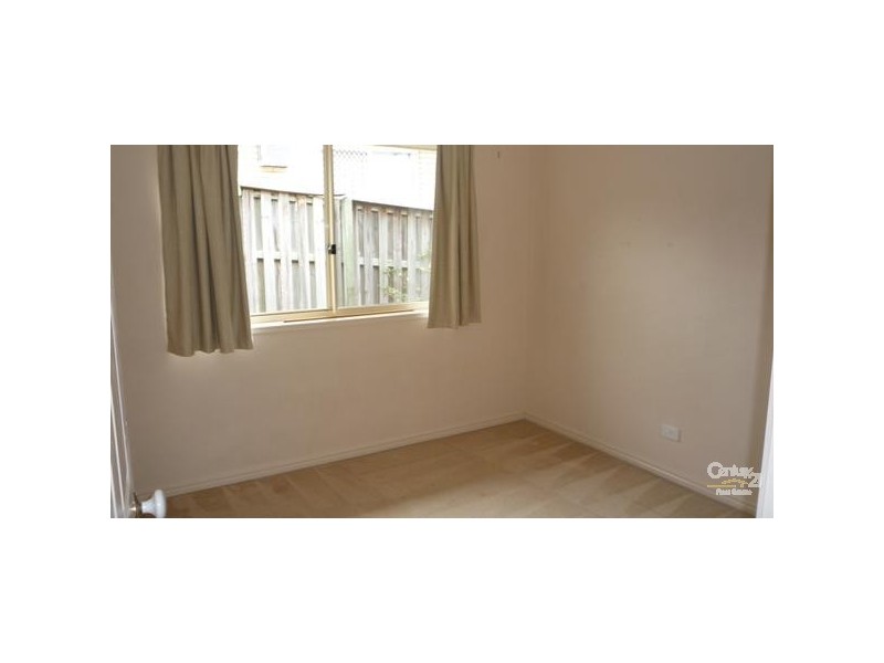 Pacific Pines QLD 4211