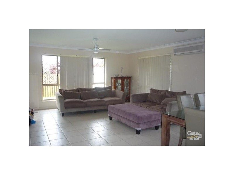 Pacific Pines QLD 4211