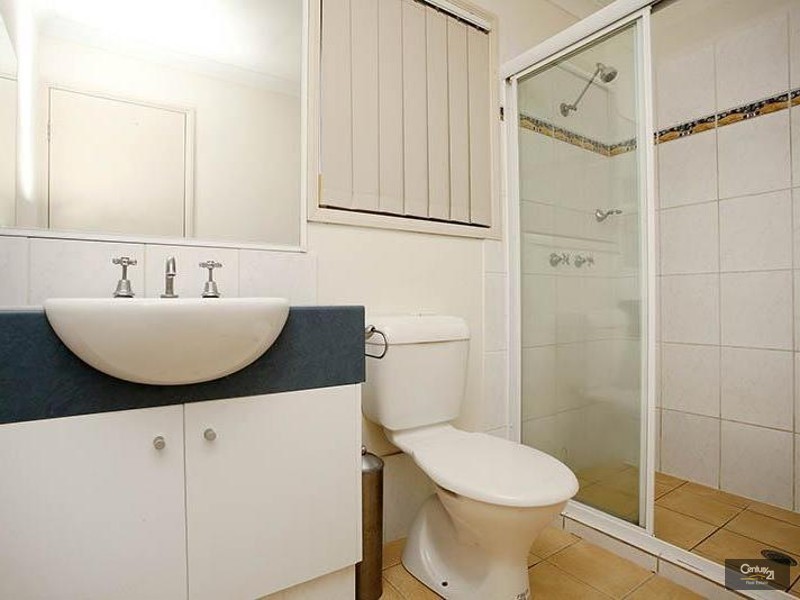 Pacific Pines QLD 4211