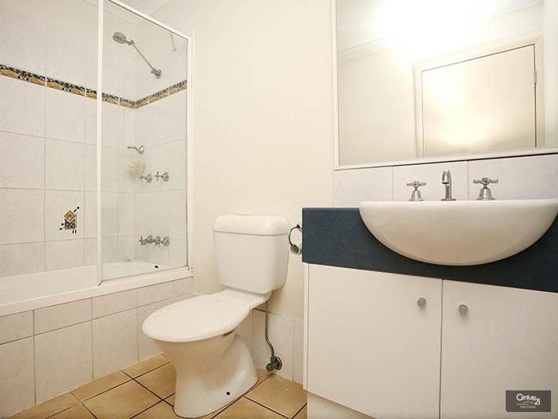 Pacific Pines QLD 4211