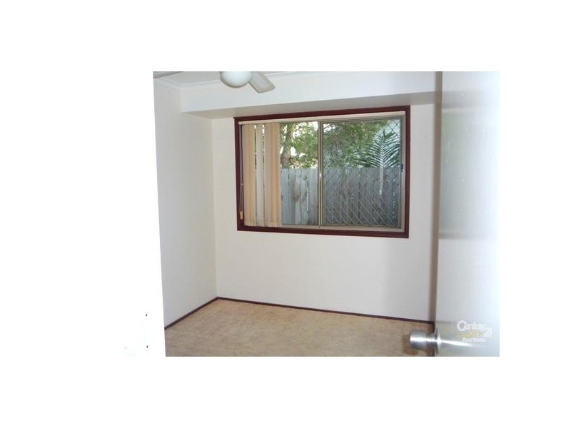 2/26 Kangaroo Ave, Coombabah QLD 4216