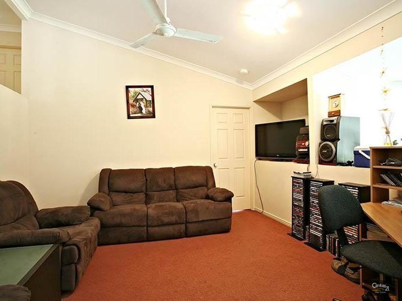 Pacific Pines QLD 4211