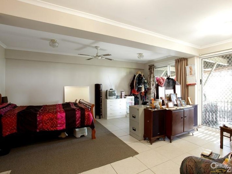 Elanora QLD 4221