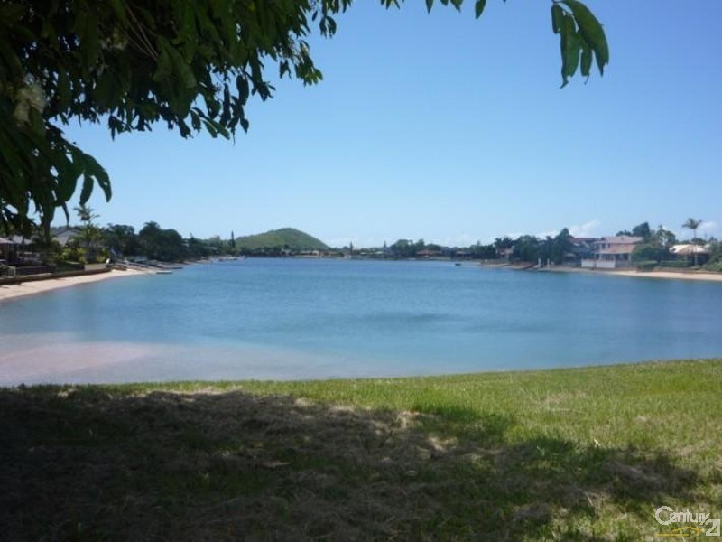 Elanora QLD 4221