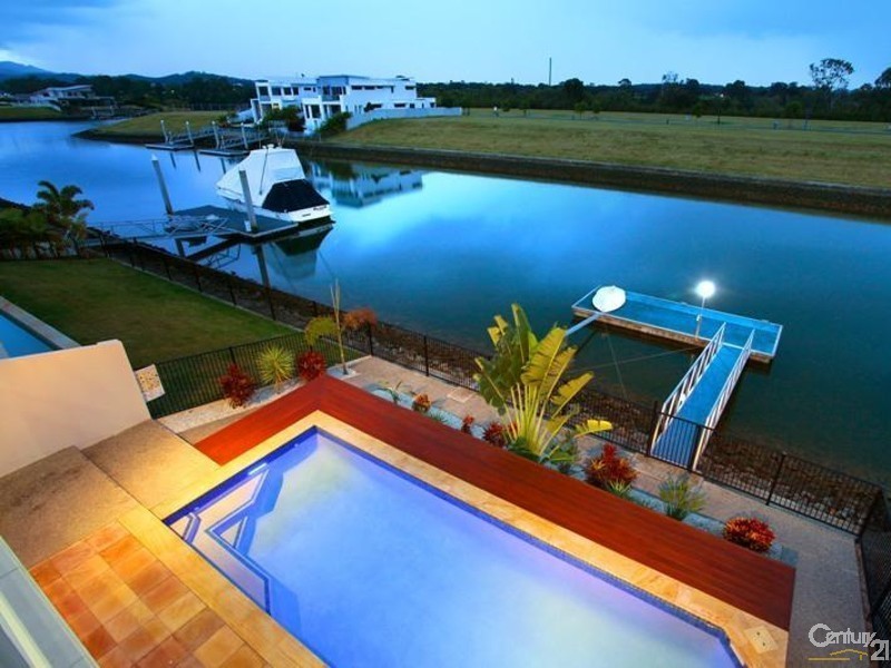 32A Harbourvue Court, Helensvale QLD 4212