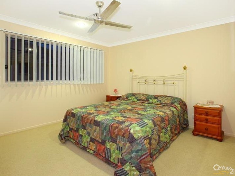 32A Harbourvue Court, Helensvale QLD 4212